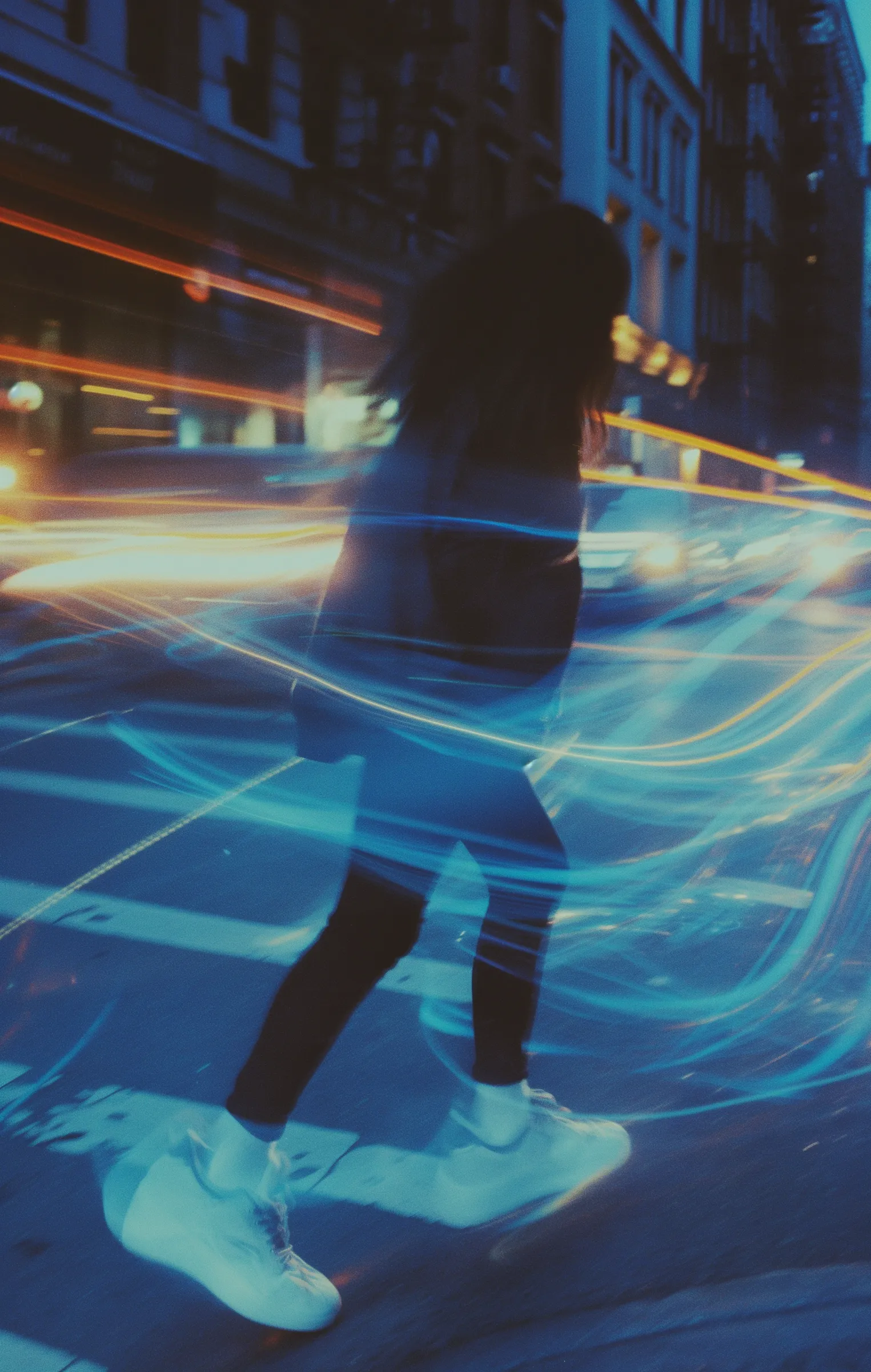 Revealed image on hover